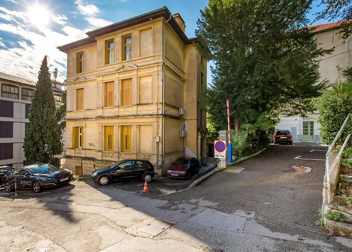 Apartment Adrija
